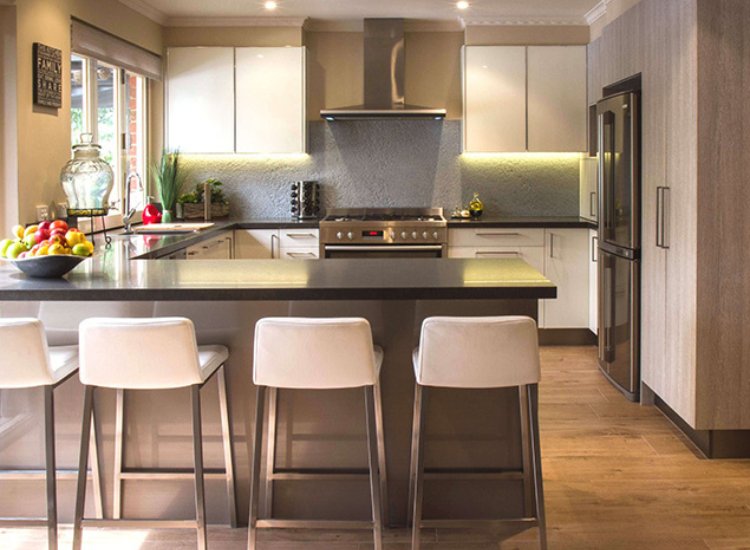 18. G Shape Kitchen Design