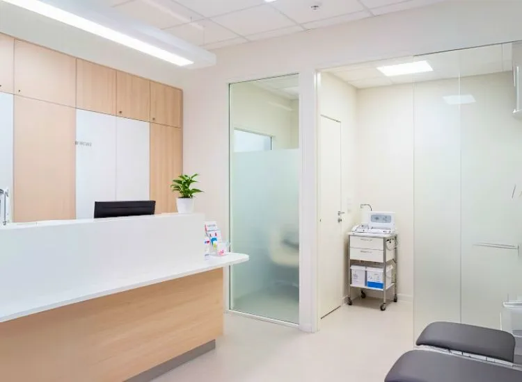 Modern clinic interior design helps doctors create efficient, calming spaces that enhance patient experience, privacy, and operational flow.