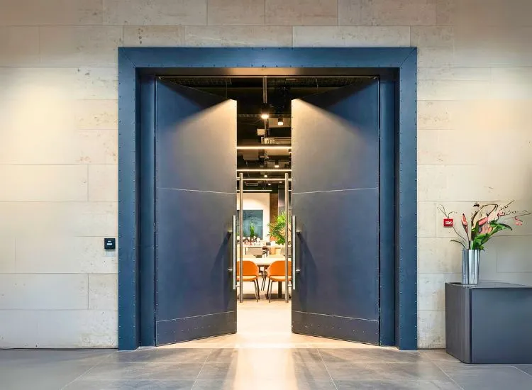 12. Pivot Door